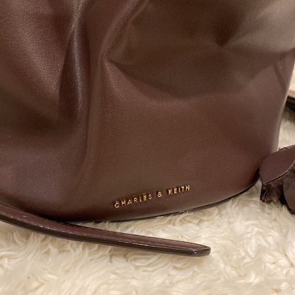 Charles & Keith Bucket Bag - dark purple - Picture 2 of 8